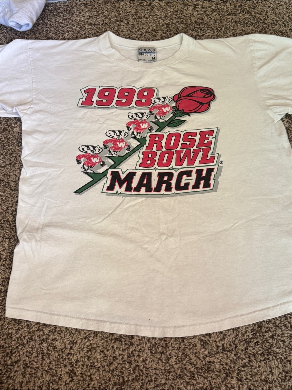 Gear For Sports White 1999 Rose Bowl March T-Shirt with Red Rose Graphic